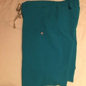 Figs med Yola scrub pant